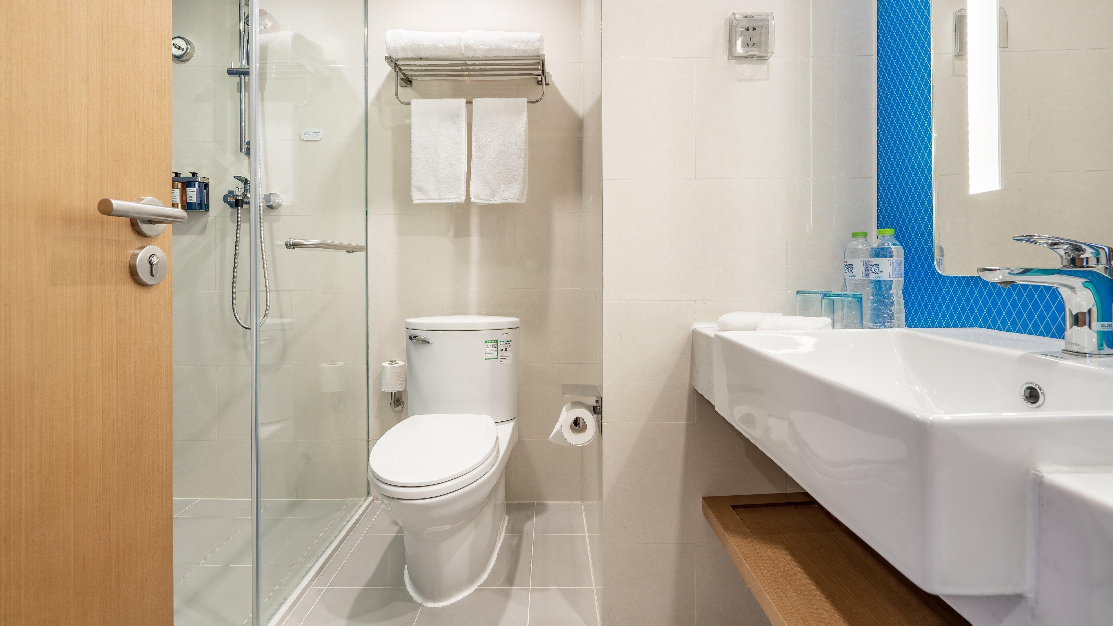 Holiday Inn Express Qingdao City Center By Ihg Exterior foto
